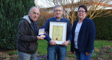 WW-S_FVR-Ehren-plakette-für-Bernd-Orthey-14.03.2020-1