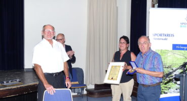 WW-S_Verleihung Ehrenplakette Fußballkr.WW-S an Albrecht Gehlbach (1)