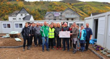 WW-S_Benefiz-Dernau-Bild-Uebergabe-2021-